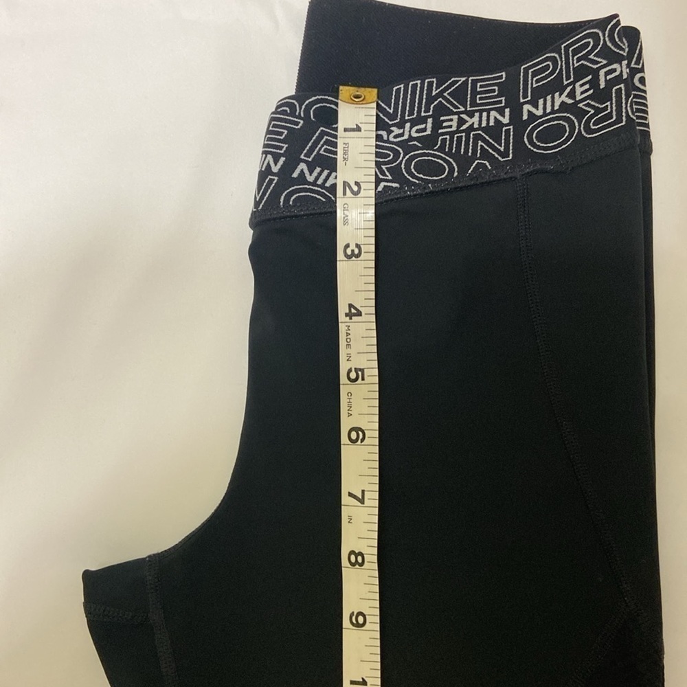 NIKE PRO DRI-FIT WOMEN’S BLACK LEGGINGS. MEDIUM. - Picture 9 of 14
